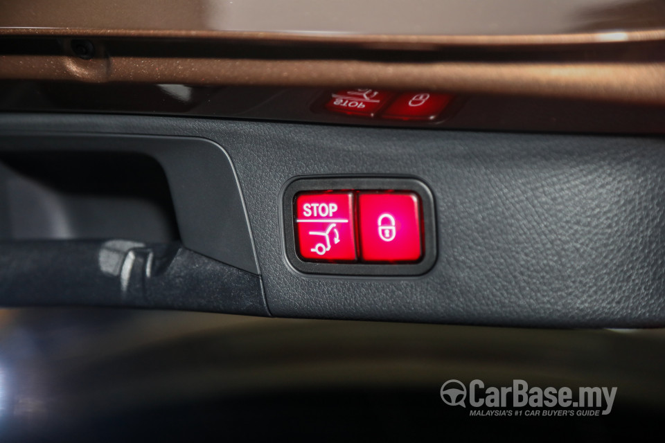 Mercedes-Benz EQA H243 (2022) Interior