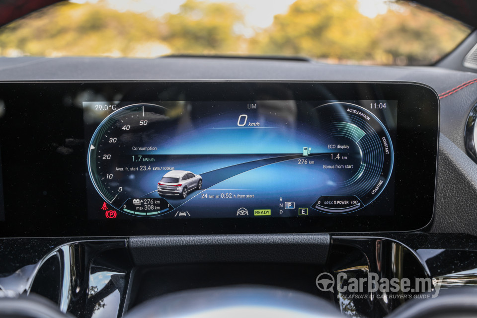Mercedes-Benz EQA H243 (2022) Interior