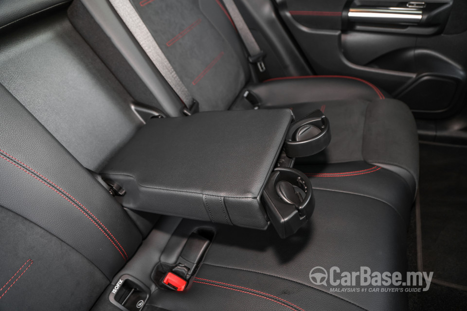 Mercedes-Benz EQA H243 (2022) Interior