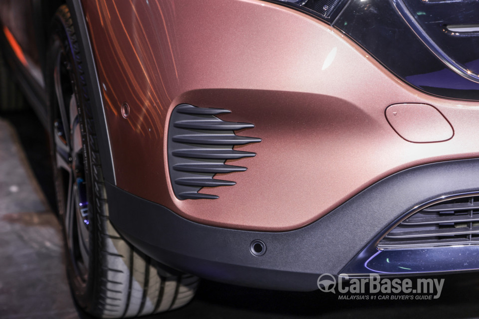 Mercedes-Benz EQB X243 (2022) Exterior
