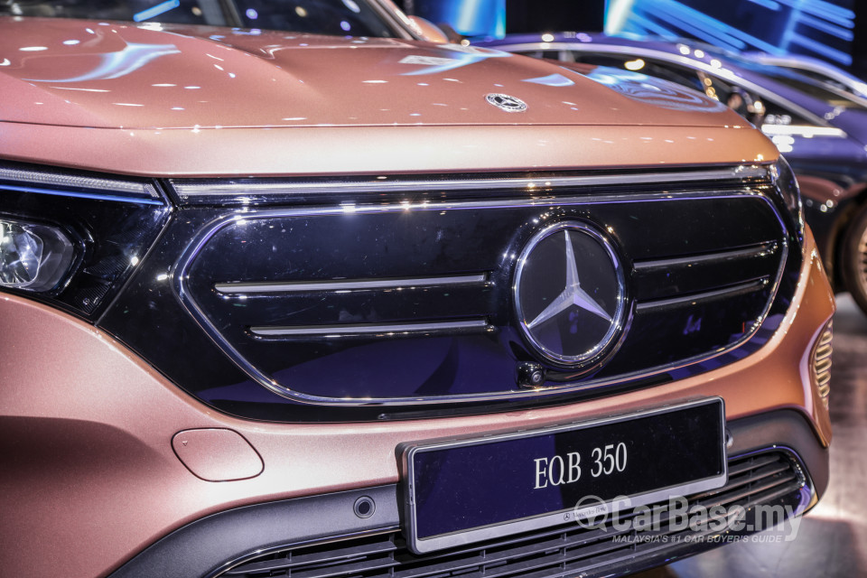 Mercedes-Benz EQB X243 (2022) Exterior