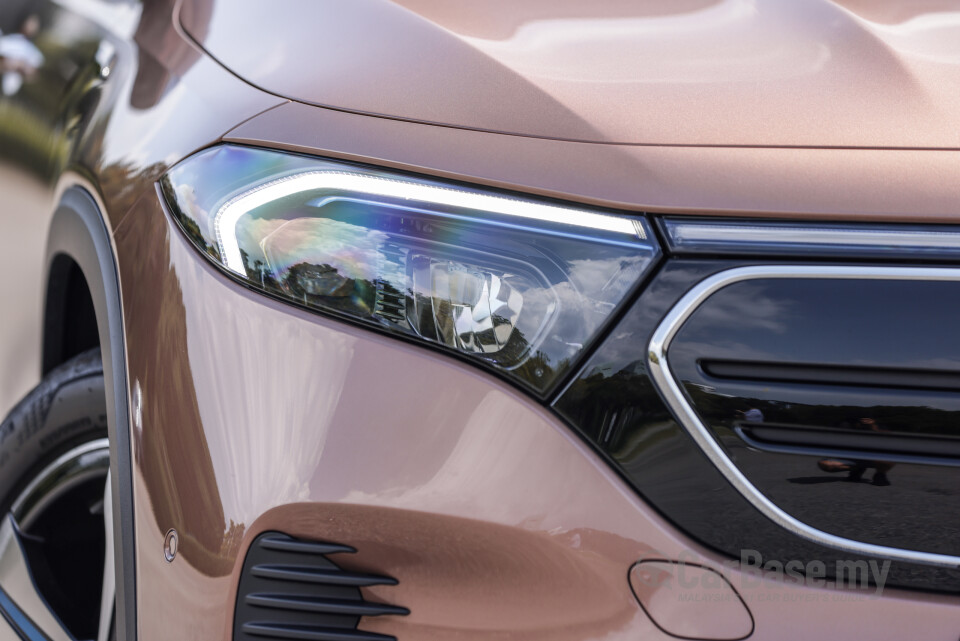 Mercedes-Benz EQB X243 (2022) Exterior