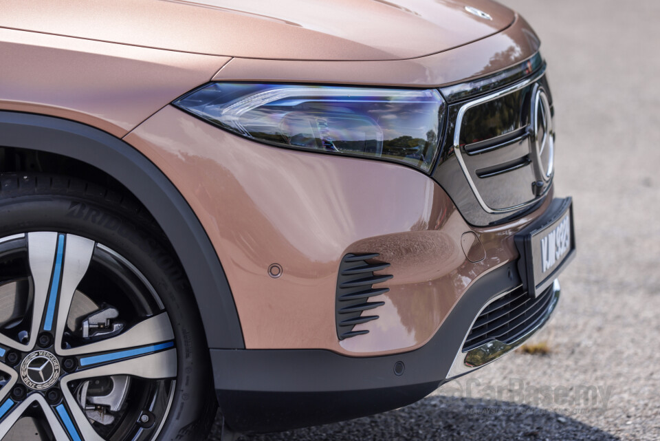 Mercedes-Benz EQB X243 (2022) Exterior