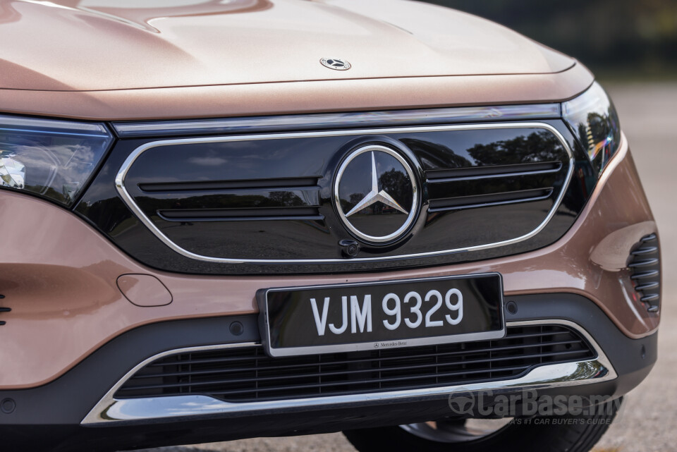 Mercedes-Benz EQB X243 (2022) Exterior