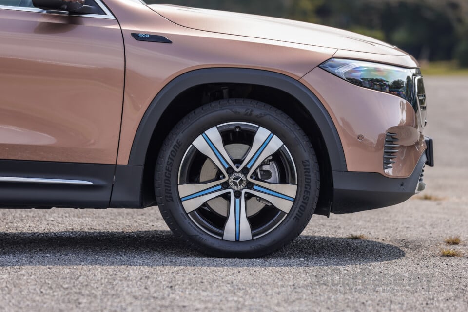 Mercedes-Benz EQB X243 (2022) Exterior