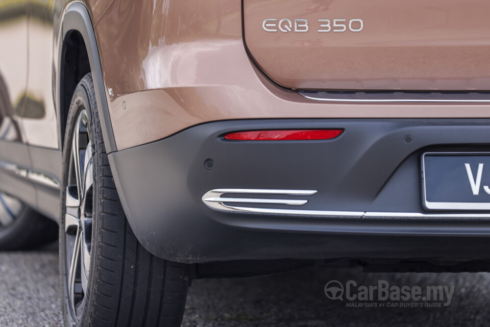 Mercedes-Benz EQB X243 (2022) Exterior