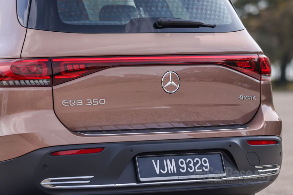 Mercedes-Benz EQB X243 (2022) Exterior