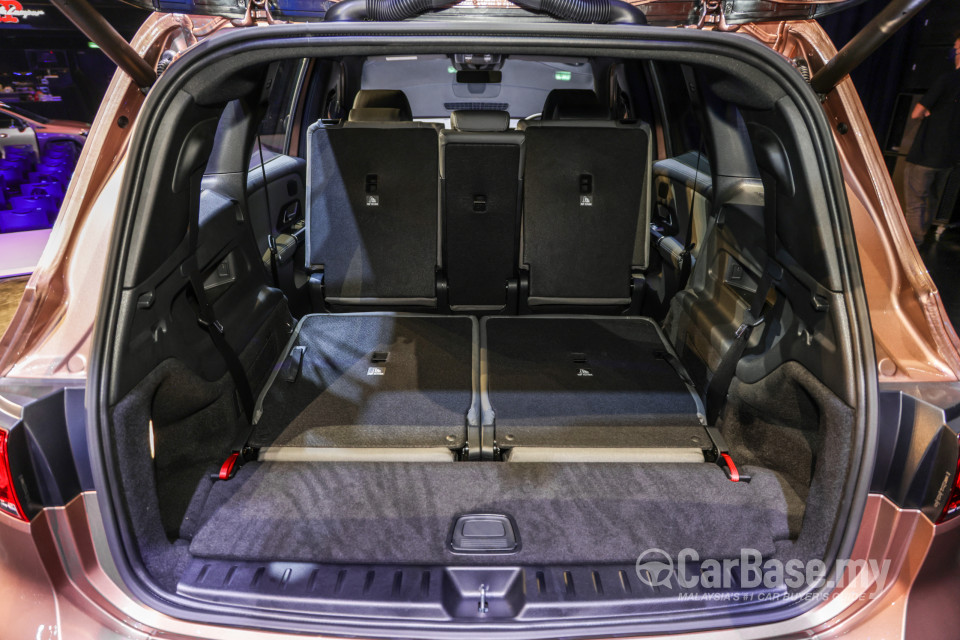 Mercedes-Benz EQB X243 (2022) Interior