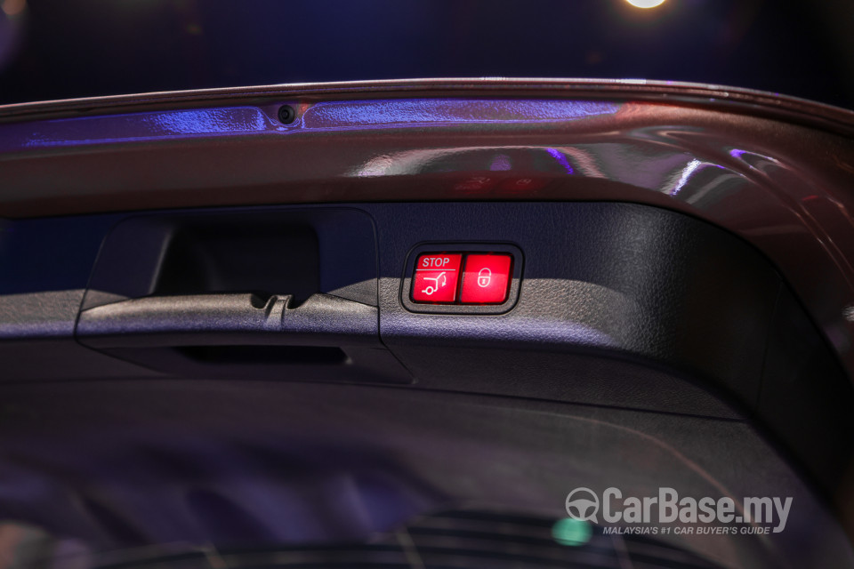 Mercedes-Benz EQB X243 (2022) Interior