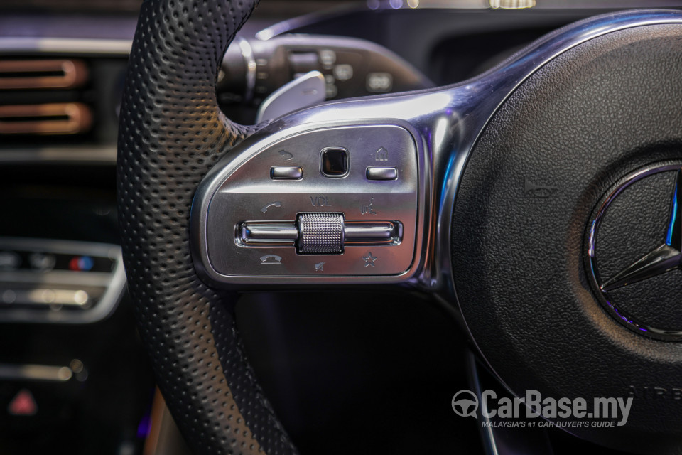 Mercedes-Benz EQC N293 (2022) Interior