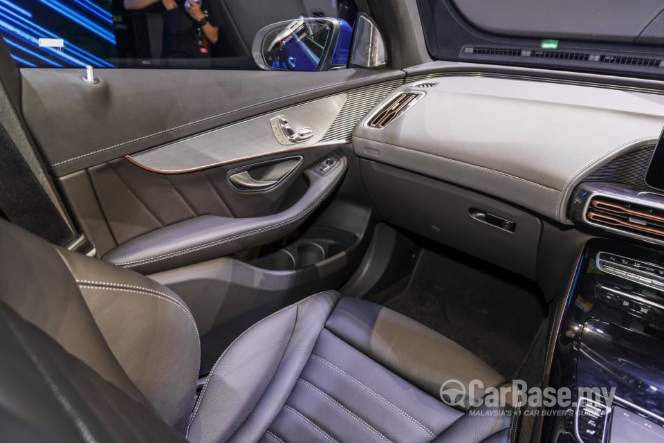 Mercedes-Benz EQC N293 (2022) Interior