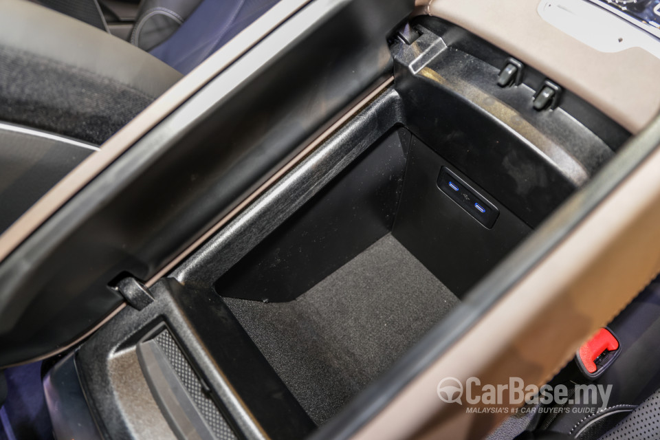 Mercedes-Benz EQS V297 (2022) Interior