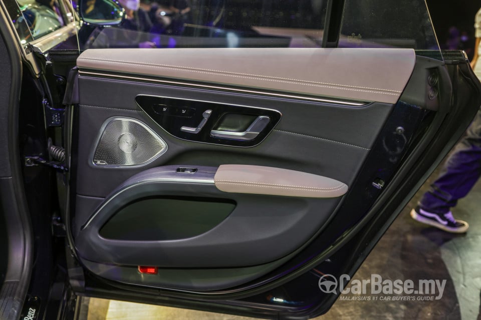 Mercedes-Benz EQS V297 (2022) Interior