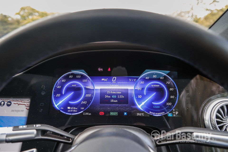 Mercedes-Benz EQS V297 (2022) Interior