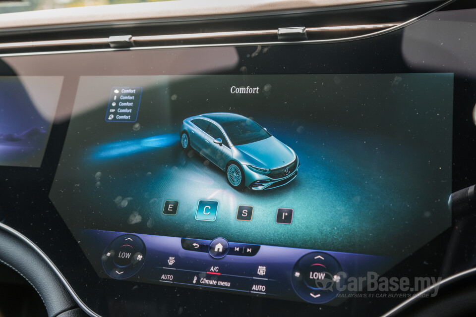 Mercedes-Benz EQS V297 (2022) Interior