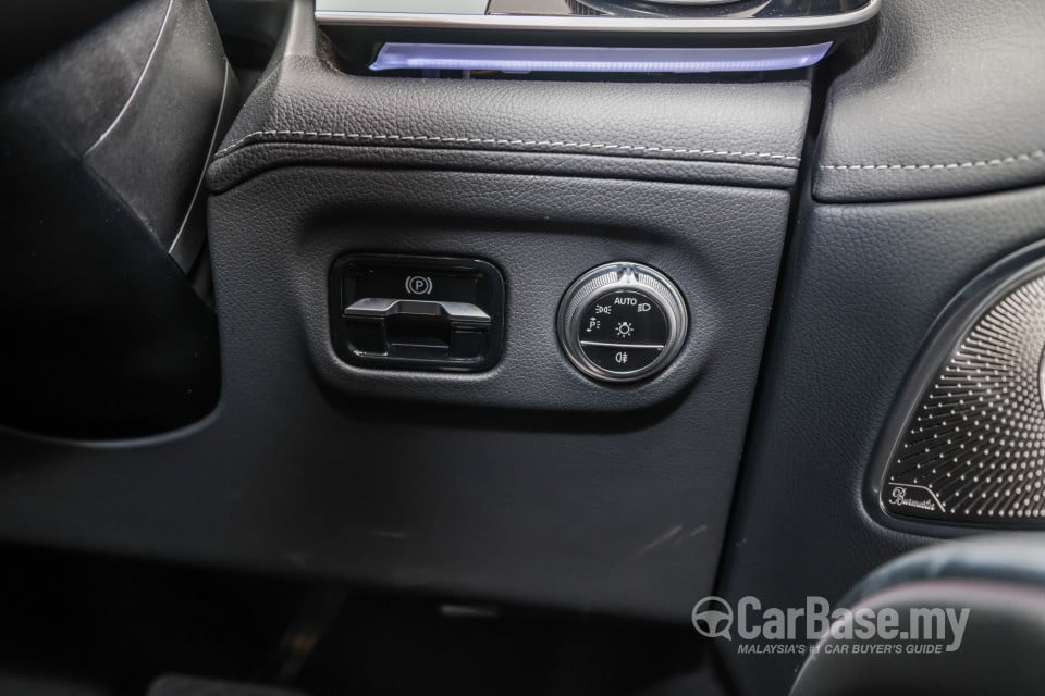 Mercedes-Benz EQS V297 (2022) Interior