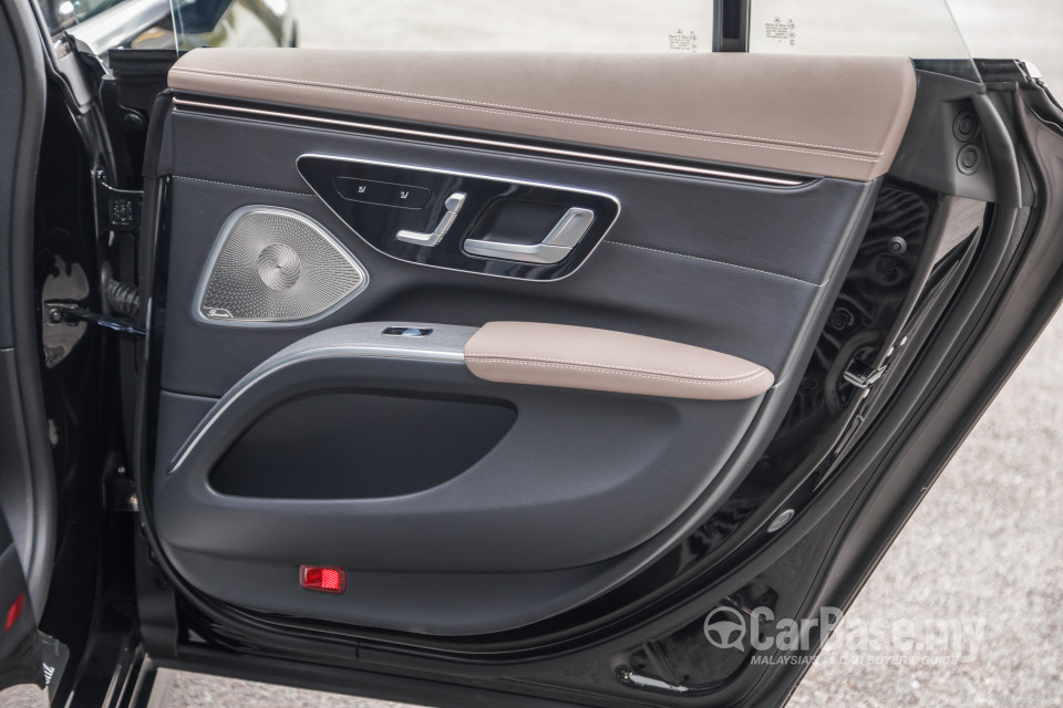 Mercedes-Benz EQS V297 (2022) Interior