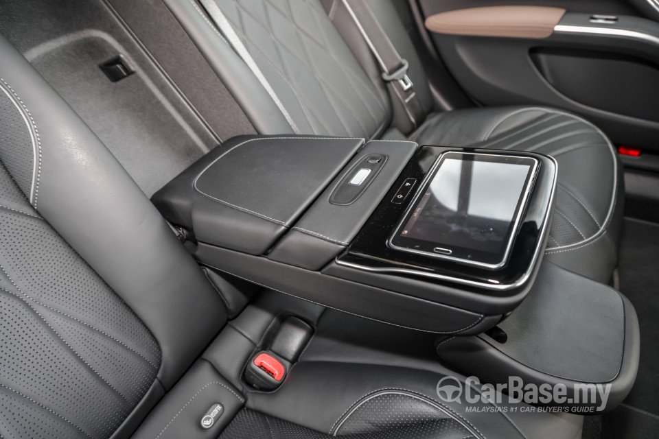 Mercedes-Benz EQS V297 (2022) Interior
