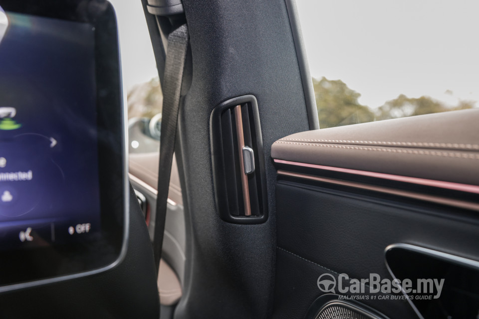 Mercedes-Benz EQS V297 (2022) Interior