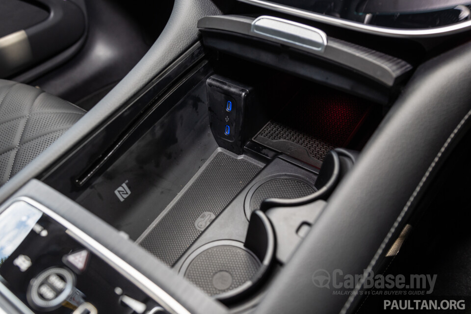 Mercedes-Benz EQS V297 (2022) Interior