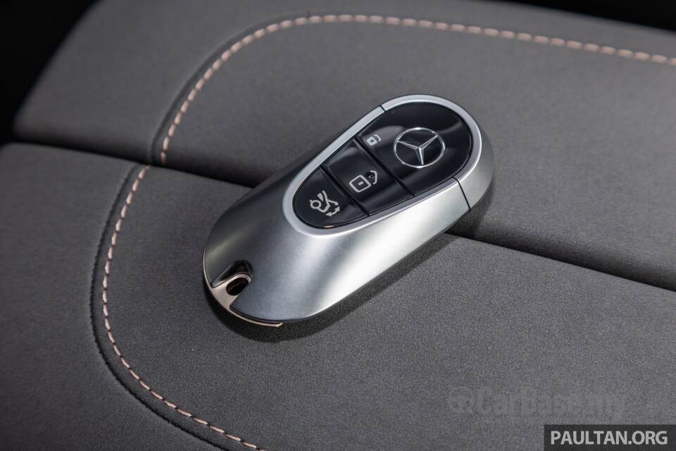 Mercedes-Benz EQS V297 (2022) Interior