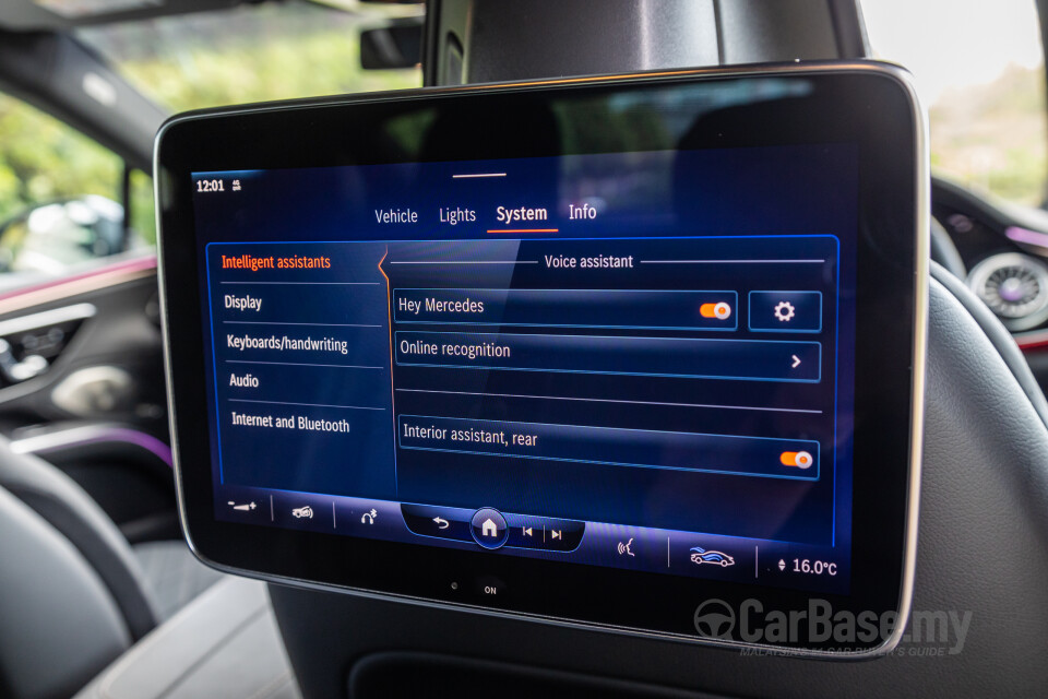 Mercedes-Benz EQS V297 (2022) Interior
