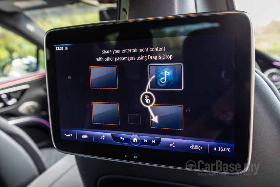 Mercedes-Benz EQS V297 (2022) Interior