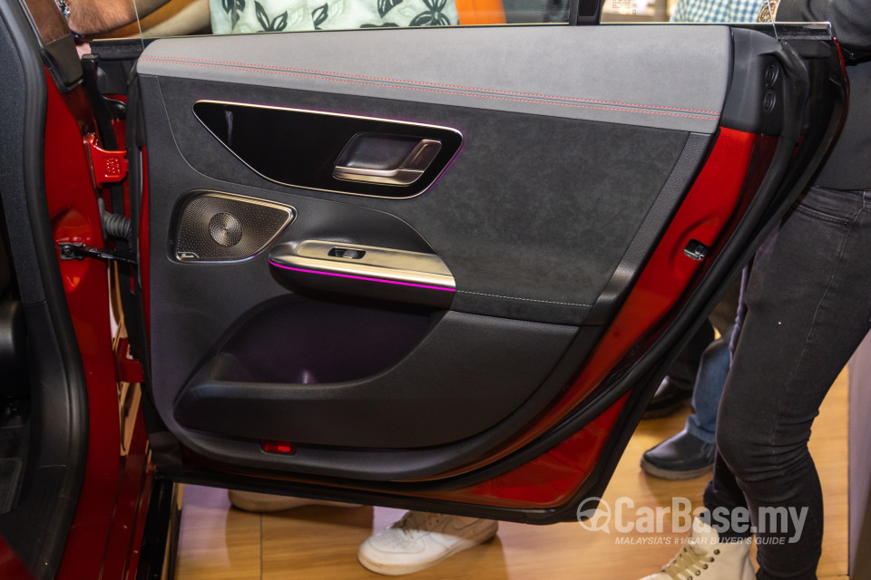 Mercedes-Benz EQE V295 (2022) Interior