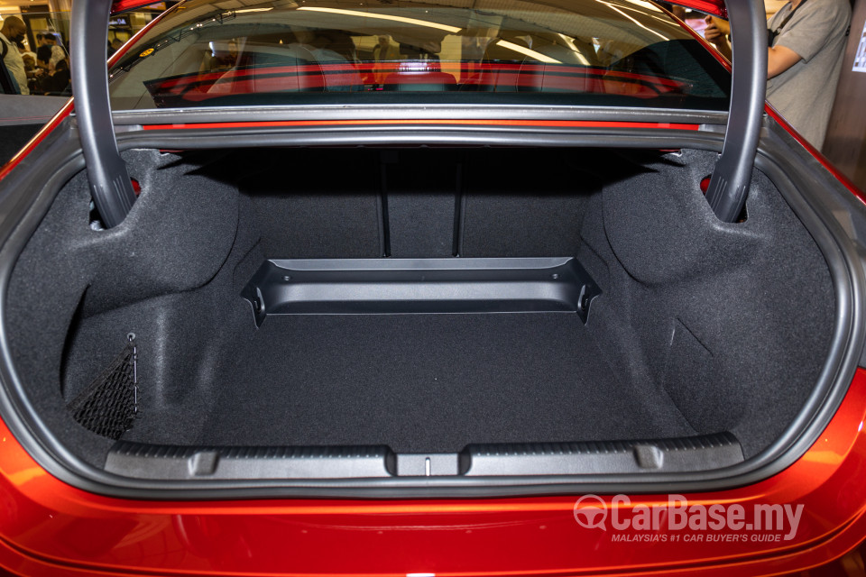 Mercedes-Benz EQE V295 (2022) Interior