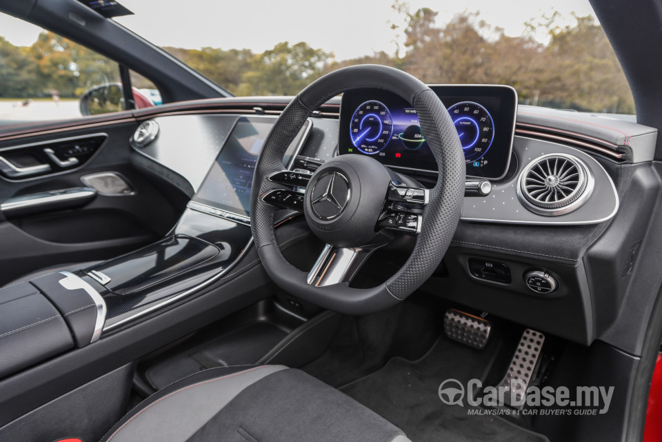 Mercedes-Benz EQE V295 (2022) Interior