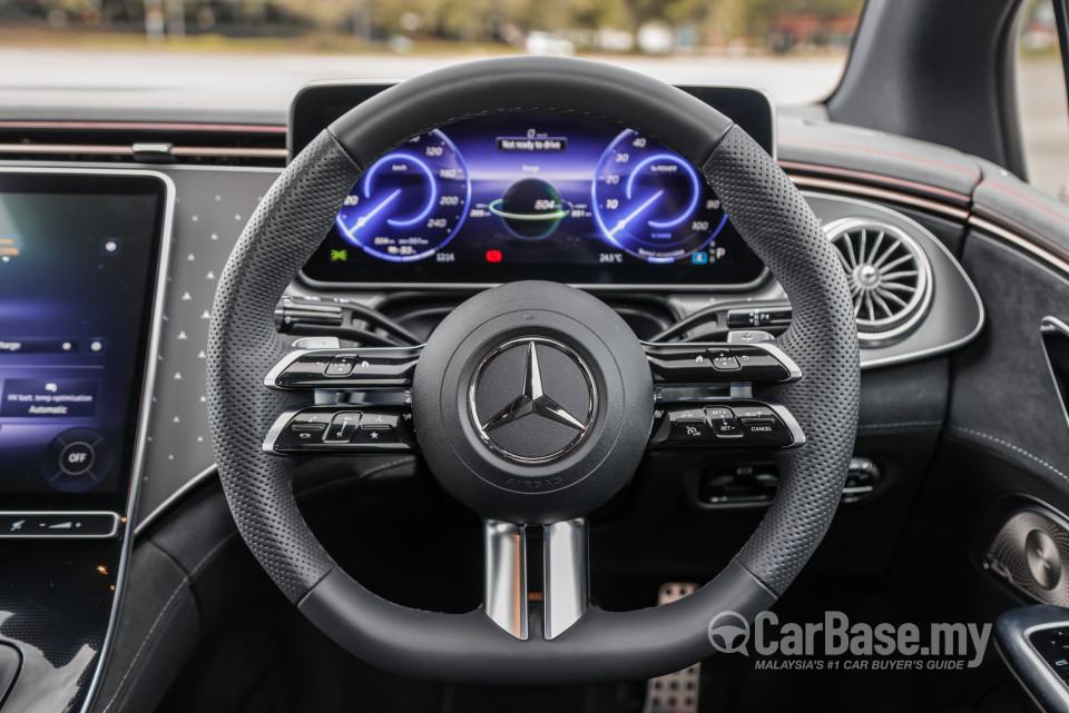 Mercedes-Benz EQE V295 (2022) Interior