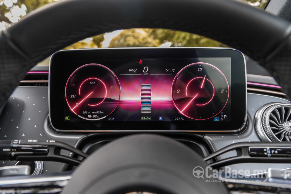 Mercedes-Benz EQE V295 (2022) Interior