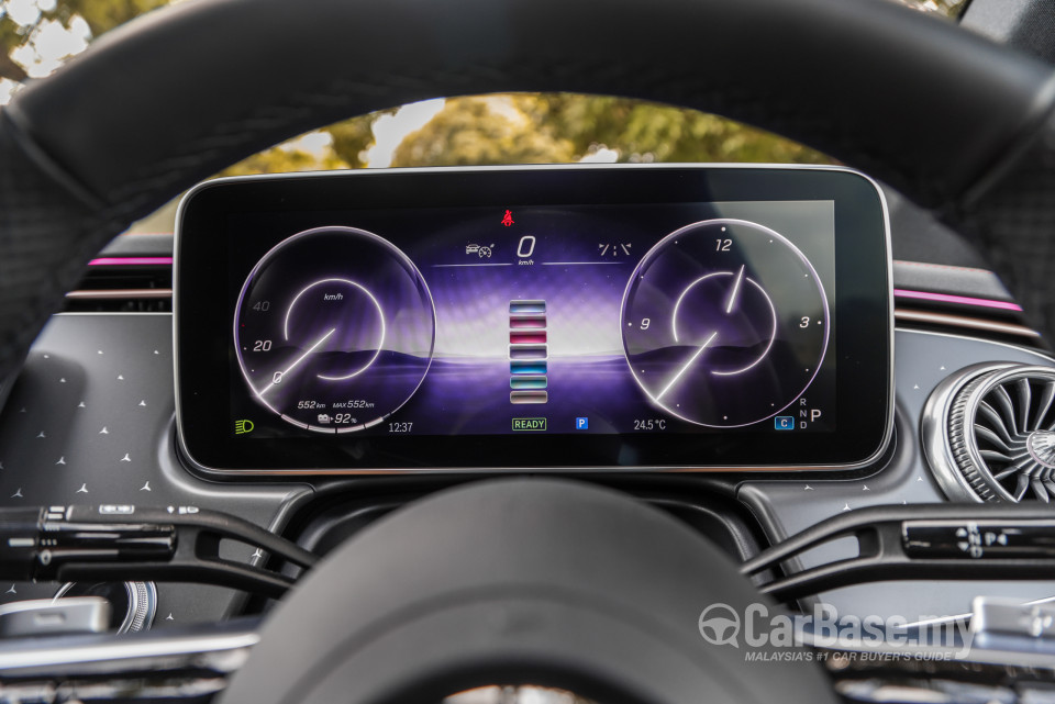 Mercedes-Benz EQE V295 (2022) Interior