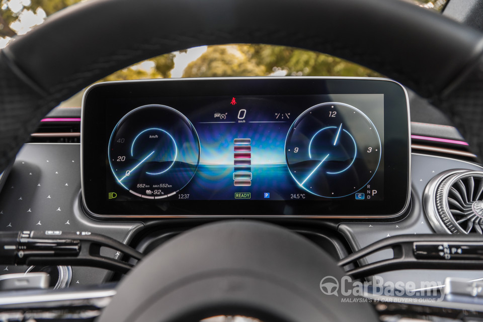 Mercedes-Benz EQE V295 (2022) Interior