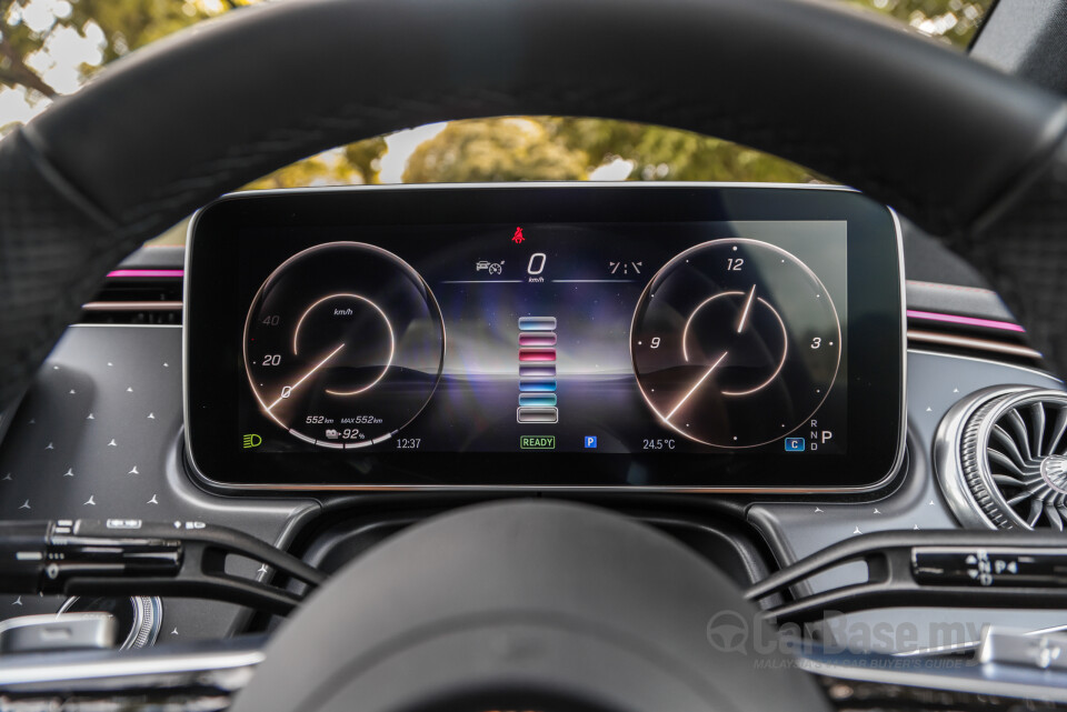 Mercedes-Benz EQE V295 (2022) Interior