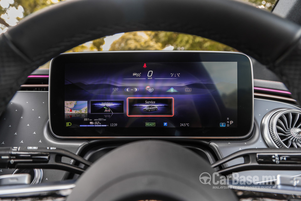 Mercedes-Benz EQE V295 (2022) Interior