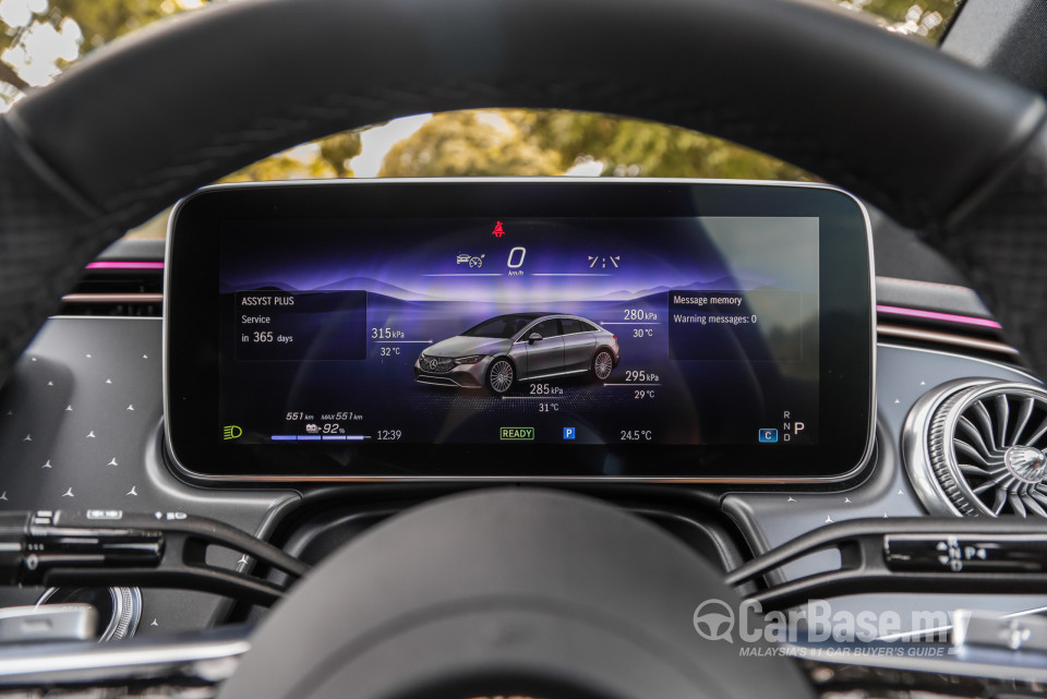 Mercedes-Benz EQE V295 (2022) Interior