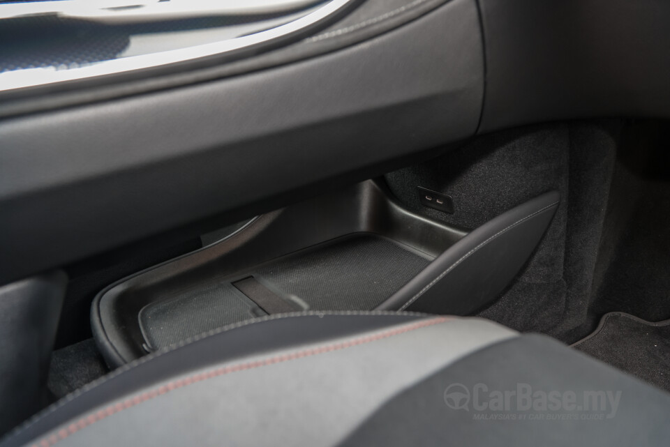 Mercedes-Benz EQE V295 (2022) Interior