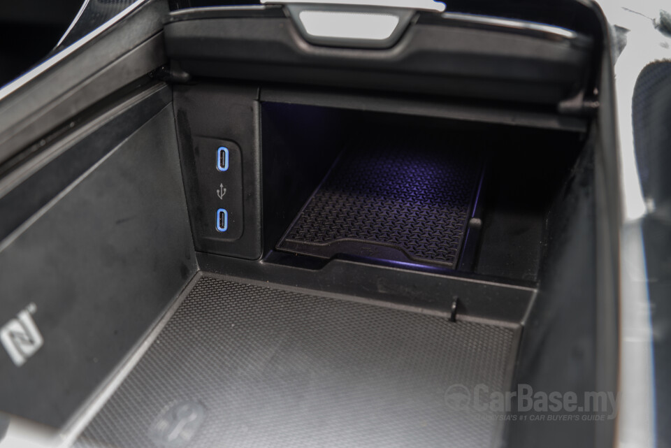 Mercedes-Benz EQE V295 (2022) Interior