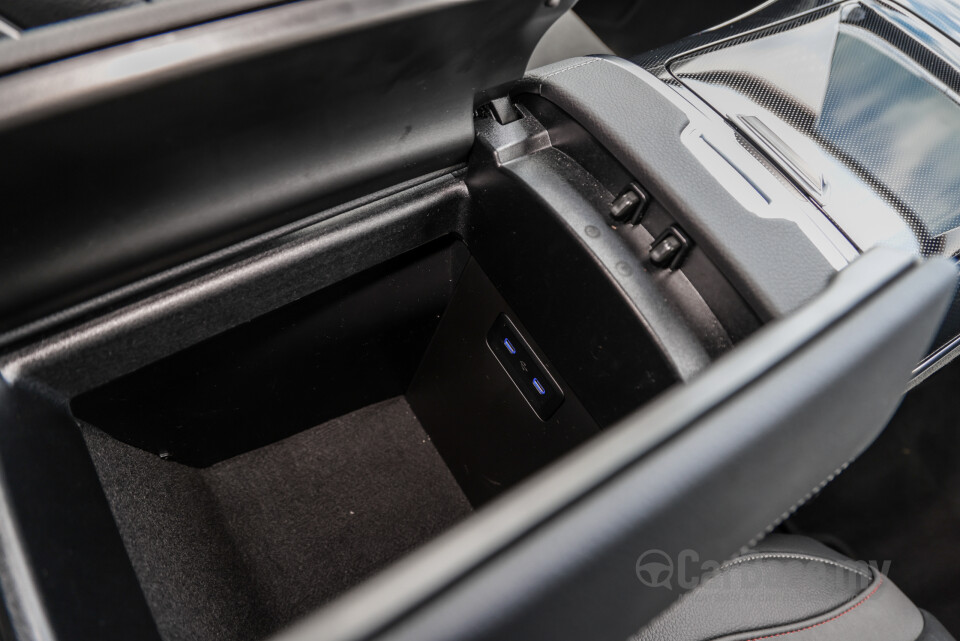 Mercedes-Benz EQE V295 (2022) Interior