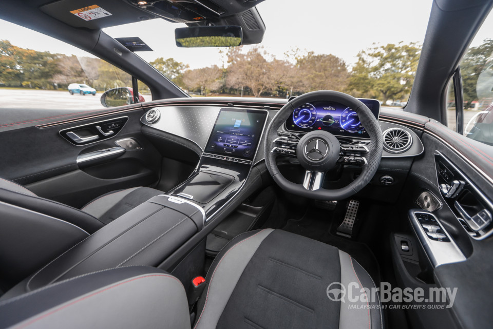 Mercedes-Benz EQE V295 (2022) Interior