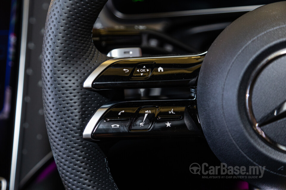 Mercedes-Benz EQE V295 (2022) Interior