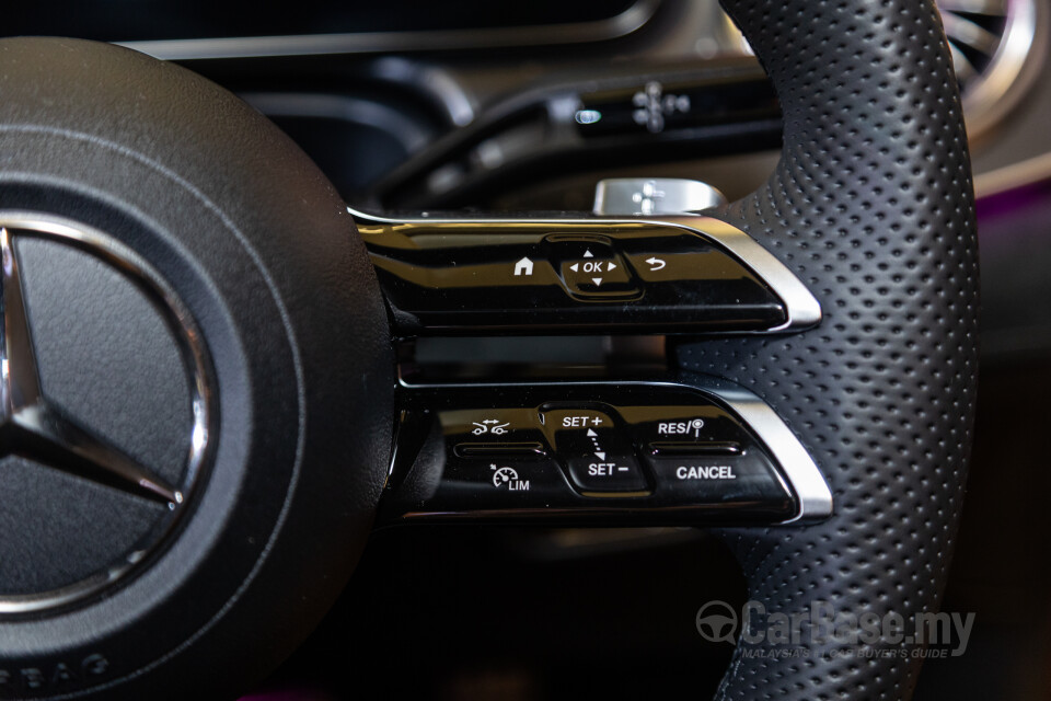Mercedes-Benz EQE V295 (2022) Interior