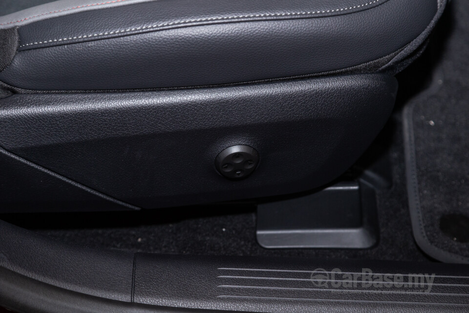 Mercedes-Benz EQE V295 (2022) Interior