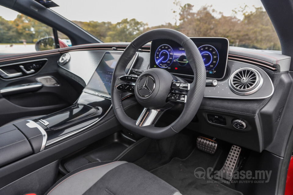 Mercedes-Benz EQE V295 (2022) Interior