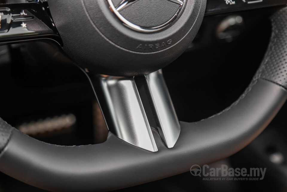 Mercedes-Benz EQE V295 (2022) Interior