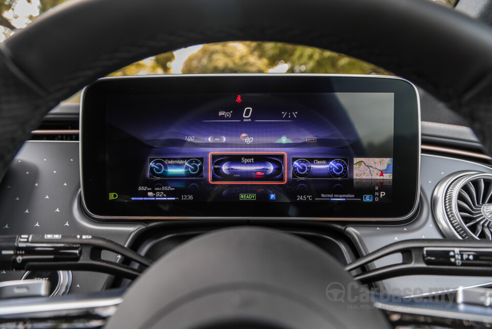 Mercedes-Benz EQE V295 (2022) Interior