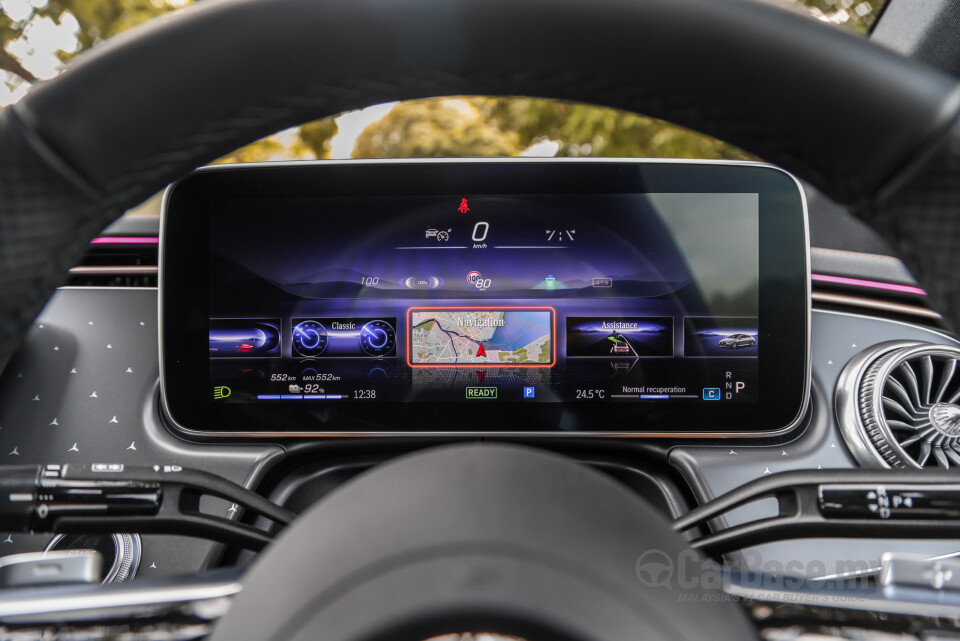 Mercedes-Benz EQE V295 (2022) Interior