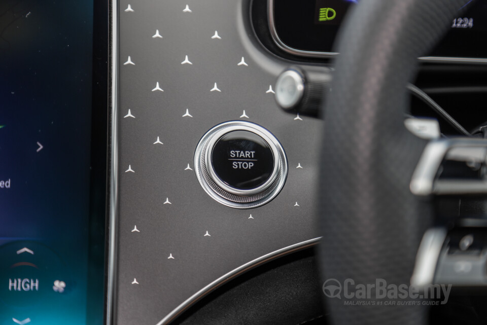 Mercedes-Benz EQE V295 (2022) Interior