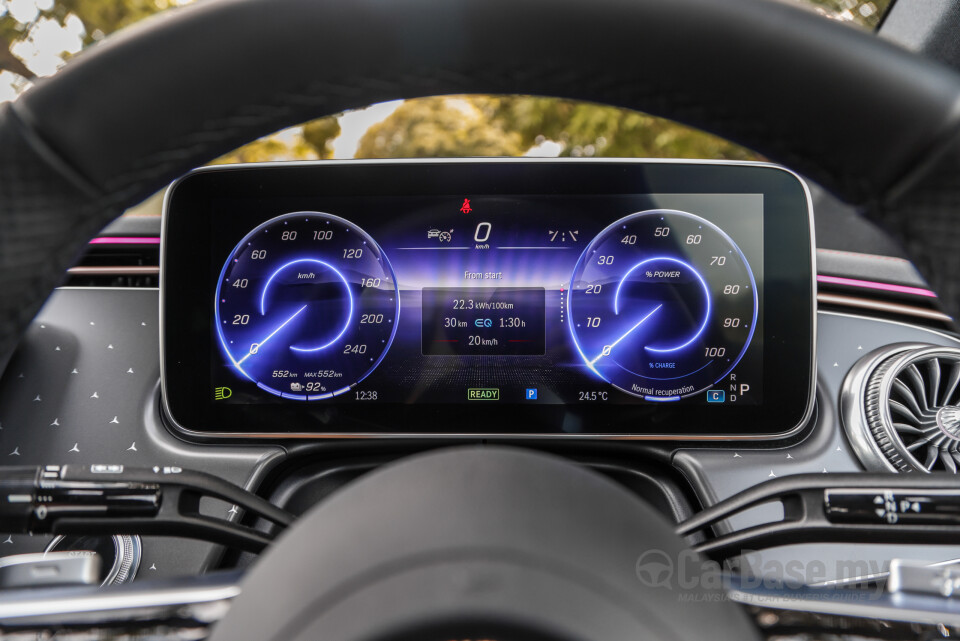 Mercedes-Benz EQE V295 (2022) Interior